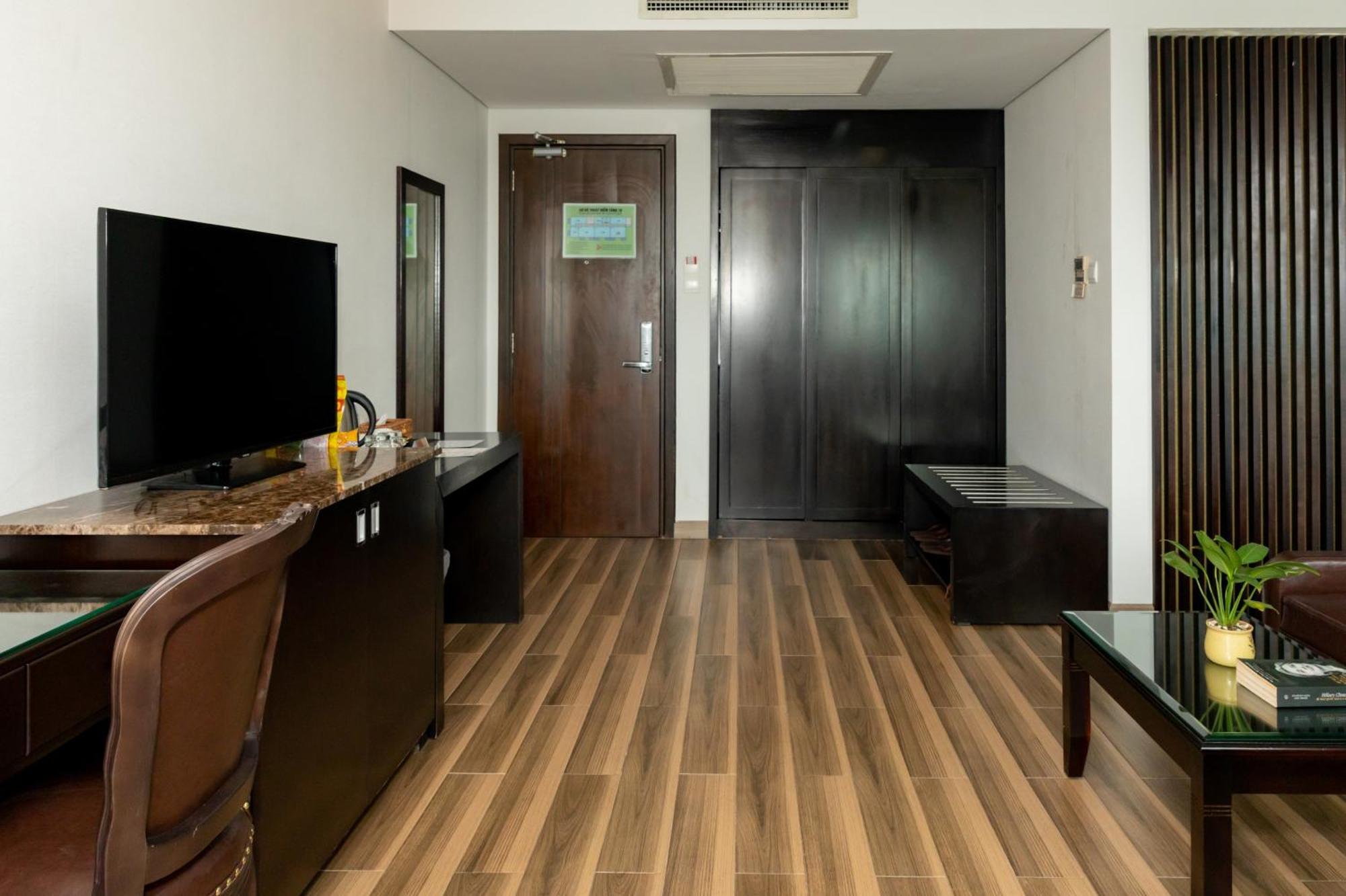 Sonnet Saigon Hotel Ho Chi Minh City Exterior photo