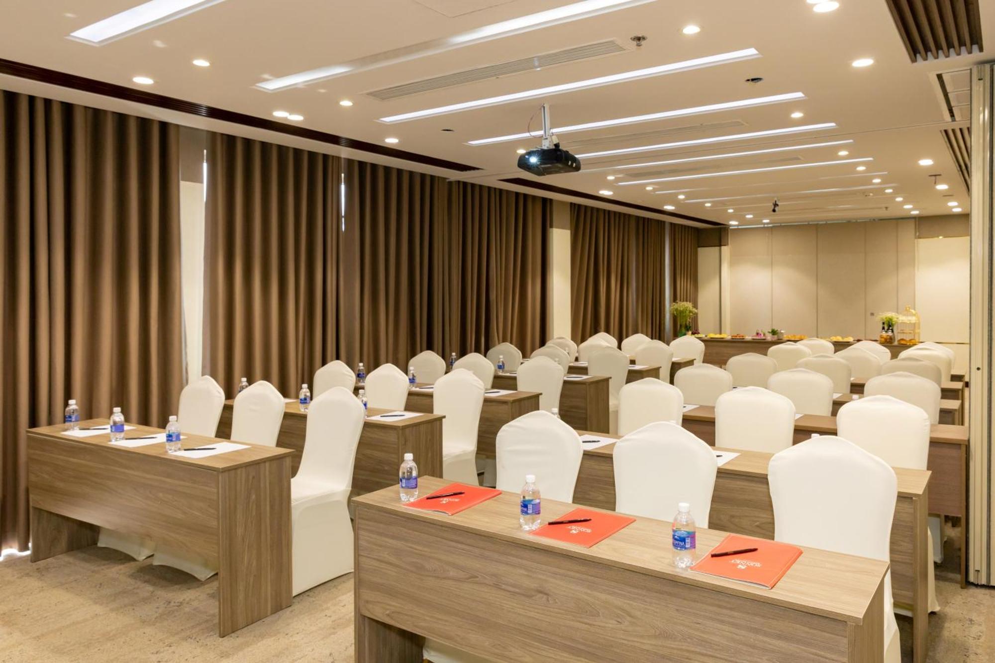 Sonnet Saigon Hotel Ho Chi Minh City Exterior photo